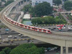 Arsitek Bantah Jembatan Lengkung LRT Salah Desain