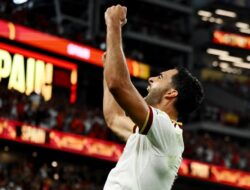 Gol Merino Antarkan La Furia Roja ke Perempat Final