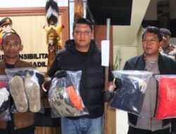 Terduga Pencuri Ayam Tewas Dikeroyok, Tangis Keluarga Pecah di Pemakaman