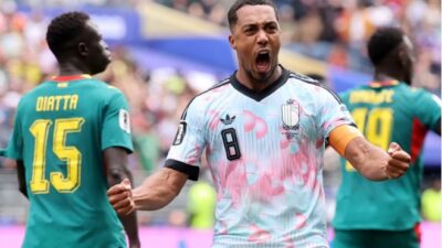 Dwigol Tielemans Selamatkan Belgia