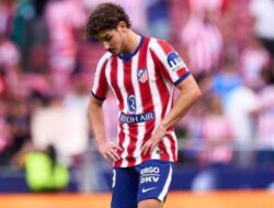 Alvarez Dicemooh Fans Atletico, Rumor Hengkang ke Barcelona Makin Panas