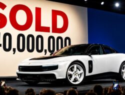 Mobil Listrik Pertama Ferrari Terjual Rp 713 Miliar