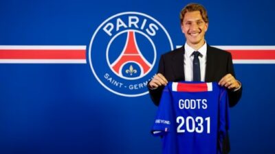 Mika Godts Amunisi Baru PSG