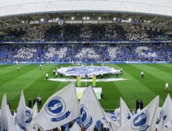 Brighton Albion Cerak Sejarah di HUT ke-125