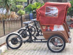 190 Pembecak di Bekasi Akan Terima Becak Listrik Bantuan Presiden