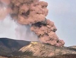 Abu Vulkanik Anak Krakatau Ganggu Penerbangan, BNPB Siapkan Operasi Modifikasi Cuaca