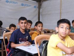 Tiga Tahun Terhenti, Pelajar Gaza Akhirnya Kembali Belajar di Sekolah