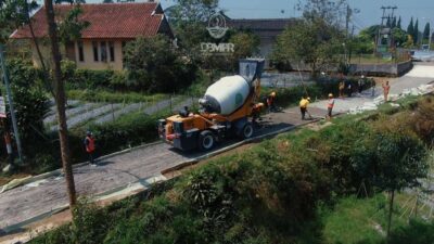 Mobil Cor,  Solusi Jabar untuk Perbaikan Jalan di Wilayah Terpencil
