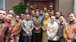 Komisi III DPR Sambangi Rumah Kapolri Suyudi, Ada Pesan soal Polisi