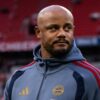 Vincent Kompany Dilarikan ke Rumah Sakit Setelah Pingsan Saat Sesi Latihan